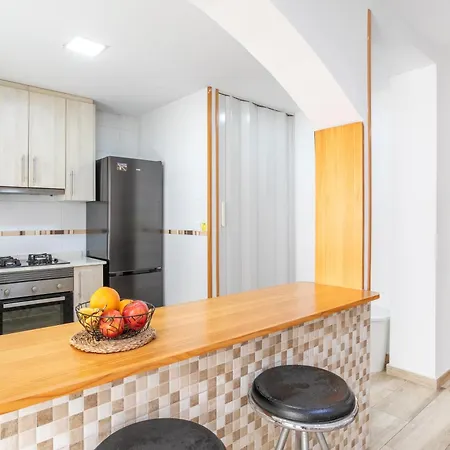 Apartamento Centricos De San Leandro